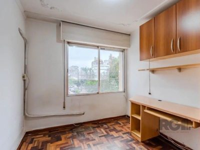 Apartamento à venda com 94m², 3 quartos, 1 suíte, 2 vagas no bairro Auxiliadora em Porto Alegre - Foto 10