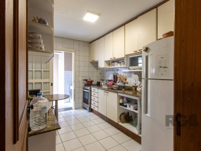 Casa Condominio à venda com 224m², 4 quartos, 2 suítes, 2 vagas no bairro Tristeza em Porto Alegre - Foto 16