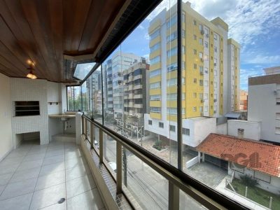 Apartamento à venda com 90m², 3 quartos, 1 suíte, 1 vaga no bairro Zona Nova em Capão da Canoa - Foto 11