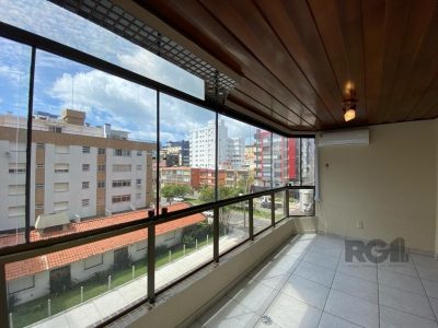 Apartamento à venda com 90m², 3 quartos, 1 suíte, 1 vaga no bairro Zona Nova em Capão da Canoa - Foto 16