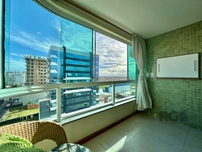 Apartamento à venda com 115m², 2 quartos, 1 suíte, 1 vaga no bairro Zona Nova em Capão da Canoa - Foto 2