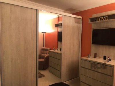 Apartamento à venda com 72m², 2 quartos, 1 suíte, 1 vaga no bairro Partenon em Porto Alegre - Foto 13