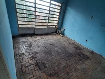 Casa à venda com 200m², 4 quartos, 1 suíte, 2 vagas no bairro Cristal em Porto Alegre - Foto 3