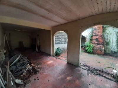 Casa à venda com 200m², 4 quartos, 1 suíte, 2 vagas no bairro Cristal em Porto Alegre - Foto 23