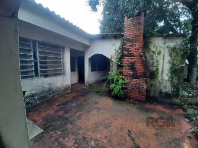 Casa à venda com 200m², 4 quartos, 1 suíte, 2 vagas no bairro Cristal em Porto Alegre - Foto 30