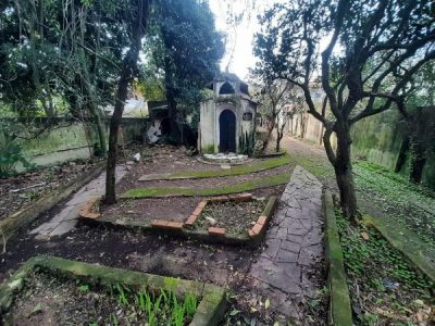 Casa à venda com 200m², 4 quartos, 1 suíte, 2 vagas no bairro Cristal em Porto Alegre - Foto 31