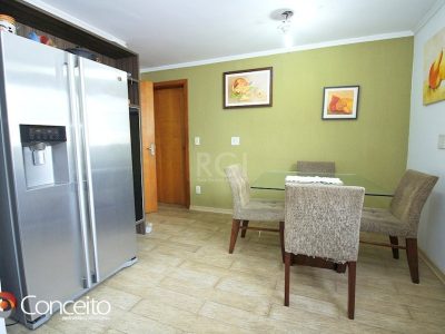 Casa à venda com 226m², 3 quartos, 3 suítes, 3 vagas no bairro Ipanema em Porto Alegre - Foto 13