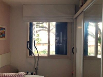 Apartamento à venda com 63m², 2 quartos, 1 vaga no bairro Partenon em Porto Alegre - Foto 4