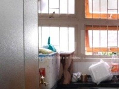 Apartamento à venda com 63m², 2 quartos, 1 vaga no bairro Partenon em Porto Alegre - Foto 11