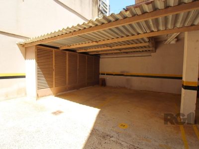 Apartamento à venda com 91m², 3 quartos, 1 suíte, 2 vagas no bairro Petrópolis em Porto Alegre - Foto 27