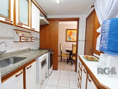 Apartamento à venda com 91m², 3 quartos, 1 suíte, 2 vagas no bairro Petrópolis em Porto Alegre - Foto 13