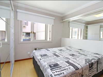 Apartamento à venda com 91m², 3 quartos, 1 suíte, 2 vagas no bairro Petrópolis em Porto Alegre - Foto 21