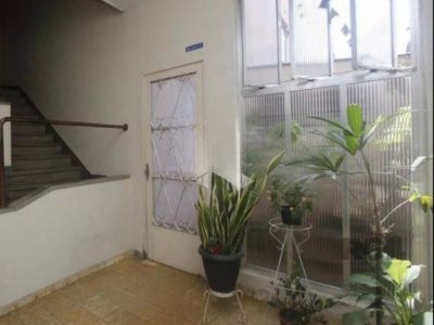 Apartamento à venda com 69m², 2 quartos, 1 suíte no bairro Floresta em Porto Alegre - Foto 6