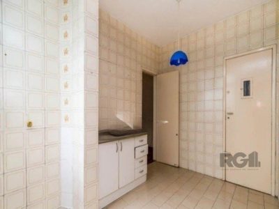 Apartamento à venda com 69m², 2 quartos, 1 suíte no bairro Floresta em Porto Alegre - Foto 9