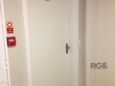 Apartamento à venda com 67m², 2 quartos, 1 suíte, 1 vaga no bairro Cristal em Porto Alegre - Foto 28