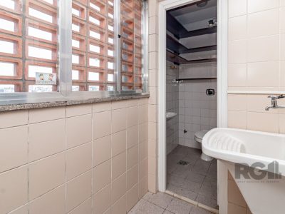 Apartamento à venda com 68m², 2 quartos, 1 vaga no bairro Passo d'Areia em Porto Alegre - Foto 9