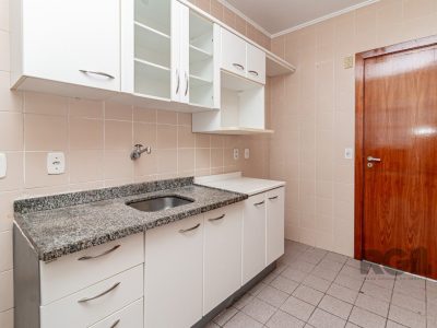 Apartamento à venda com 68m², 2 quartos, 1 vaga no bairro Passo d'Areia em Porto Alegre - Foto 10