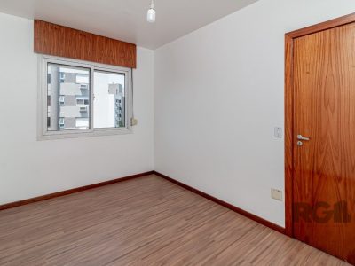 Apartamento à venda com 68m², 2 quartos, 1 vaga no bairro Passo d'Areia em Porto Alegre - Foto 20