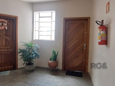 Apartamento à venda com 71m², 2 quartos, 1 vaga no bairro Tristeza em Porto Alegre - Foto 2