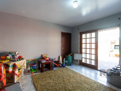 Casa à venda com 389m², 4 quartos, 1 suíte, 3 vagas no bairro Tristeza em Porto Alegre - Foto 37