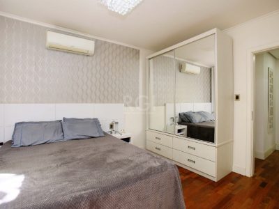 Apartamento à venda com 96m², 3 quartos, 1 suíte, 2 vagas no bairro Mont Serrat em Porto Alegre - Foto 13