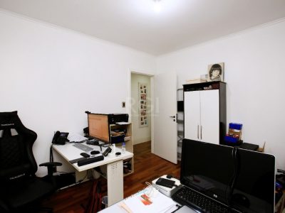 Apartamento à venda com 96m², 3 quartos, 1 suíte, 2 vagas no bairro Mont Serrat em Porto Alegre - Foto 21