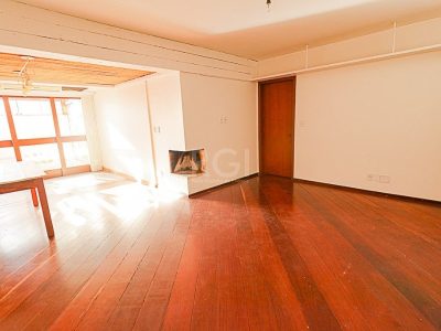 Apartamento à venda com 145m², 3 quartos, 1 suíte, 2 vagas no bairro Petrópolis em Porto Alegre - Foto 5