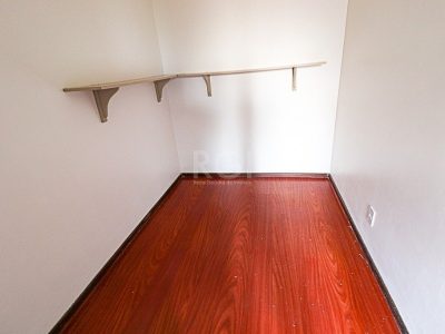 Apartamento à venda com 145m², 3 quartos, 1 suíte, 2 vagas no bairro Petrópolis em Porto Alegre - Foto 32