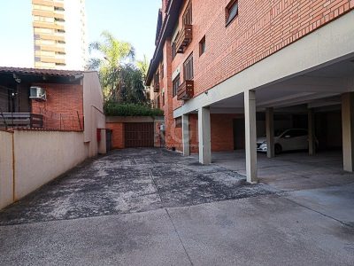 Apartamento à venda com 145m², 3 quartos, 1 suíte, 2 vagas no bairro Petrópolis em Porto Alegre - Foto 36