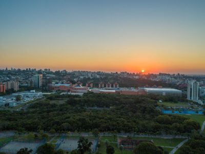 Apartamento à venda com 307m², 3 quartos, 3 suítes, 4 vagas no bairro Jardim Europa em Porto Alegre - Foto 5