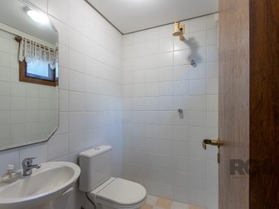 Casa Condominio à venda com 216m², 4 quartos, 1 suíte, 3 vagas no bairro Tristeza em Porto Alegre - Foto 15