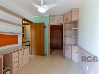 Casa Condominio à venda com 216m², 4 quartos, 1 suíte, 3 vagas no bairro Tristeza em Porto Alegre - Foto 40