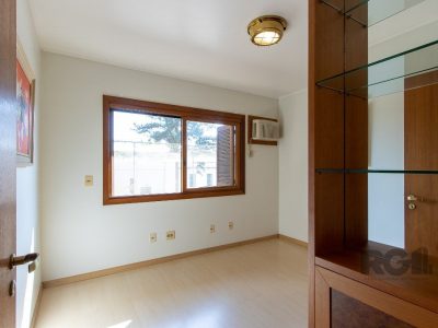 Casa Condominio à venda com 216m², 4 quartos, 1 suíte, 3 vagas no bairro Tristeza em Porto Alegre - Foto 44