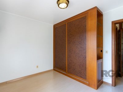 Casa Condominio à venda com 216m², 4 quartos, 1 suíte, 3 vagas no bairro Tristeza em Porto Alegre - Foto 45