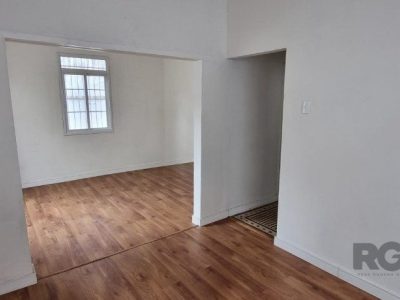 Casa à venda com 105m², 2 quartos, 5 vagas no bairro Petrópolis em Porto Alegre - Foto 13