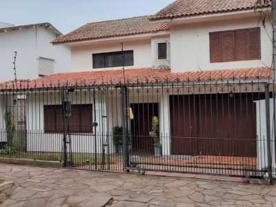 Casa à venda com 352m², 6 quartos, 1 suíte, 3 vagas no bairro Santa Tereza em Porto Alegre - Foto 2