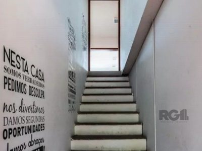 Casa à venda com 352m², 6 quartos, 1 suíte, 3 vagas no bairro Santa Tereza em Porto Alegre - Foto 7