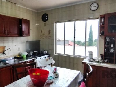 Casa à venda com 352m², 6 quartos, 1 suíte, 3 vagas no bairro Santa Tereza em Porto Alegre - Foto 19