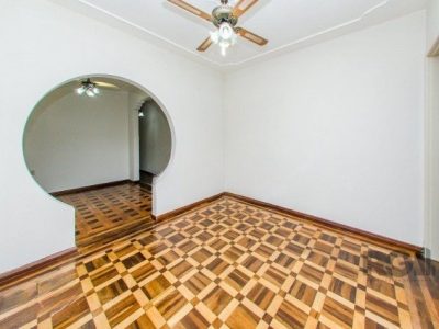 Apartamento à venda com 70m², 2 quartos no bairro Bom Fim em Porto Alegre - Foto 3