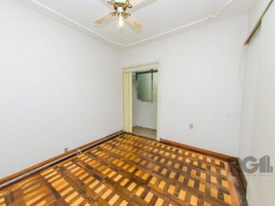 Apartamento à venda com 70m², 2 quartos no bairro Bom Fim em Porto Alegre - Foto 7