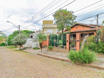 Casa à venda com 280m², 4 quartos, 1 suíte, 3 vagas no bairro Santo Antônio em Porto Alegre - Foto 38