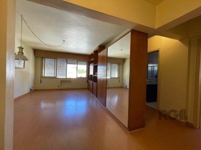 Apartamento à venda com 86m², 2 quartos, 1 vaga no bairro Petrópolis em Porto Alegre - Foto 7