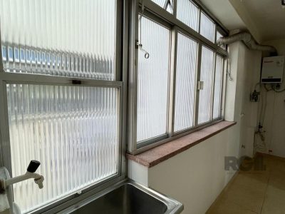 Apartamento à venda com 86m², 2 quartos, 1 vaga no bairro Petrópolis em Porto Alegre - Foto 10