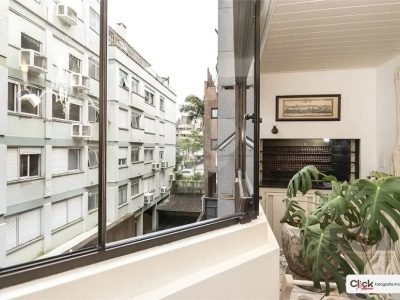 Apartamento à venda com 115m², 3 quartos, 1 suíte, 2 vagas no bairro Auxiliadora em Porto Alegre - Foto 7