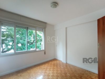 Apartamento à venda com 109m², 3 quartos, 1 suíte no bairro Independência em Porto Alegre - Foto 6