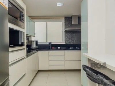 Apartamento à venda com 125m², 3 quartos, 1 suíte, 2 vagas no bairro Jardim Europa em Porto Alegre - Foto 10