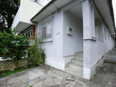 Casa à venda com 95m², 2 quartos, 1 vaga no bairro Chácara das Pedras em Porto Alegre - Foto 17