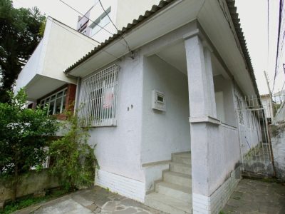 Casa à venda com 95m², 2 quartos, 1 vaga no bairro Chácara das Pedras em Porto Alegre - Foto 18