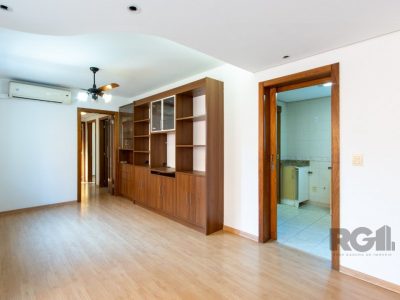 Apartamento à venda com 92m², 3 quartos, 1 suíte, 1 vaga no bairro Petrópolis em Porto Alegre - Foto 14