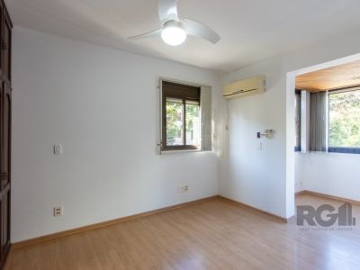 Apartamento à venda com 92m², 3 quartos, 1 suíte, 1 vaga no bairro Petrópolis em Porto Alegre - Foto 33